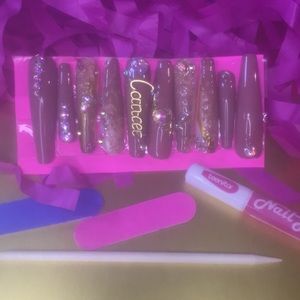 Xxl nude Cancer press on nails (narrow)